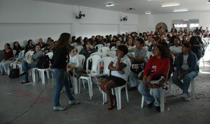 Trabalhadores da educação ocupam prefeitura de Nova Iguaçu!