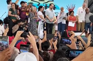 Leitura da carta do Presidente Lula à Cúpula dos Povos pela Ministra Marina Silva
