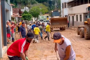 p3 Chuvas causam mortes e prejuízos à população em Minas Gerais