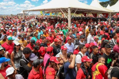 p4 MST celebra conquistas em MG mas lembra que o caminho para a Reforma Agrária é longo
